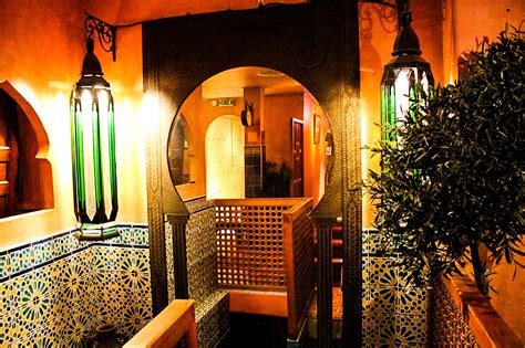 saunas gay en paris|Le Riad .